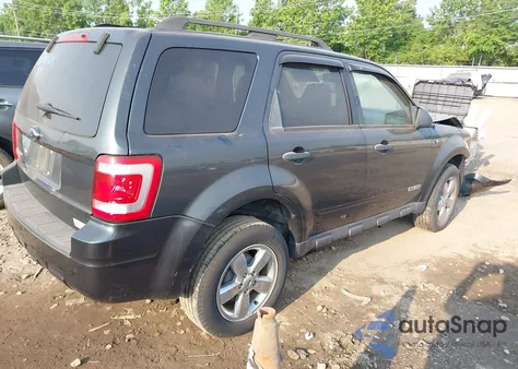 2008 Ford Escape Xlt из США, поврежденный, VIN 1FMCU03128KE12342